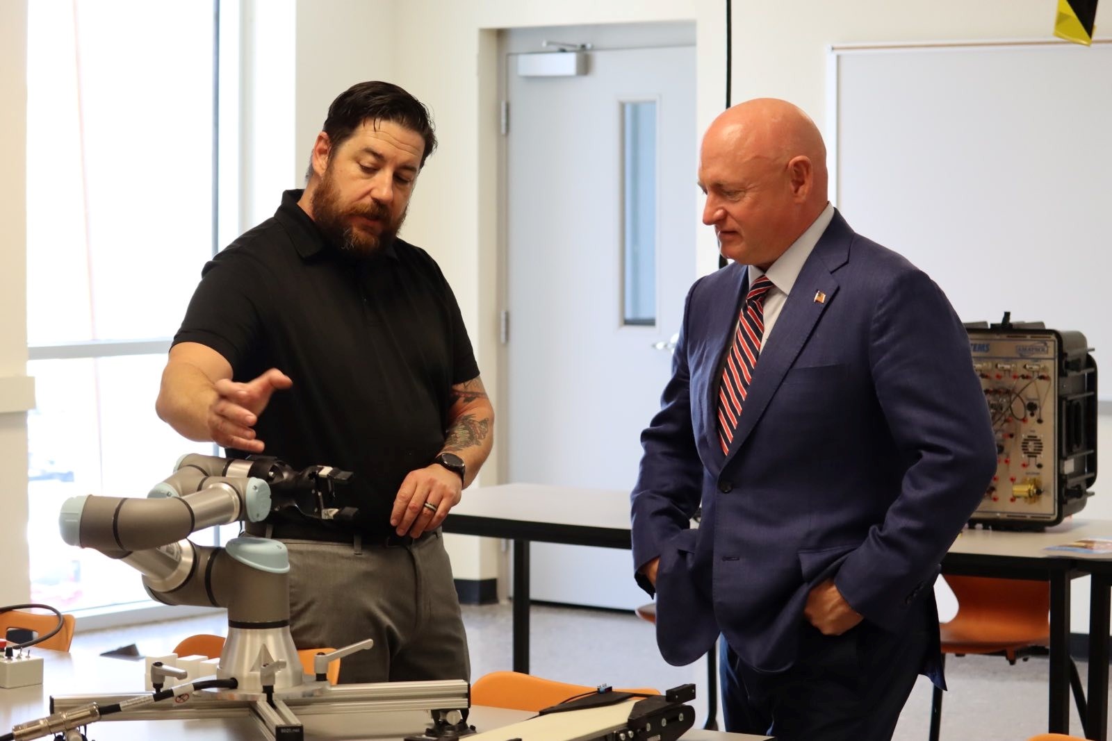 PHOTOS Sen. Kelly Highlights Work to Boost Arizona Microchip Manufacturing, Jobs at Estrella